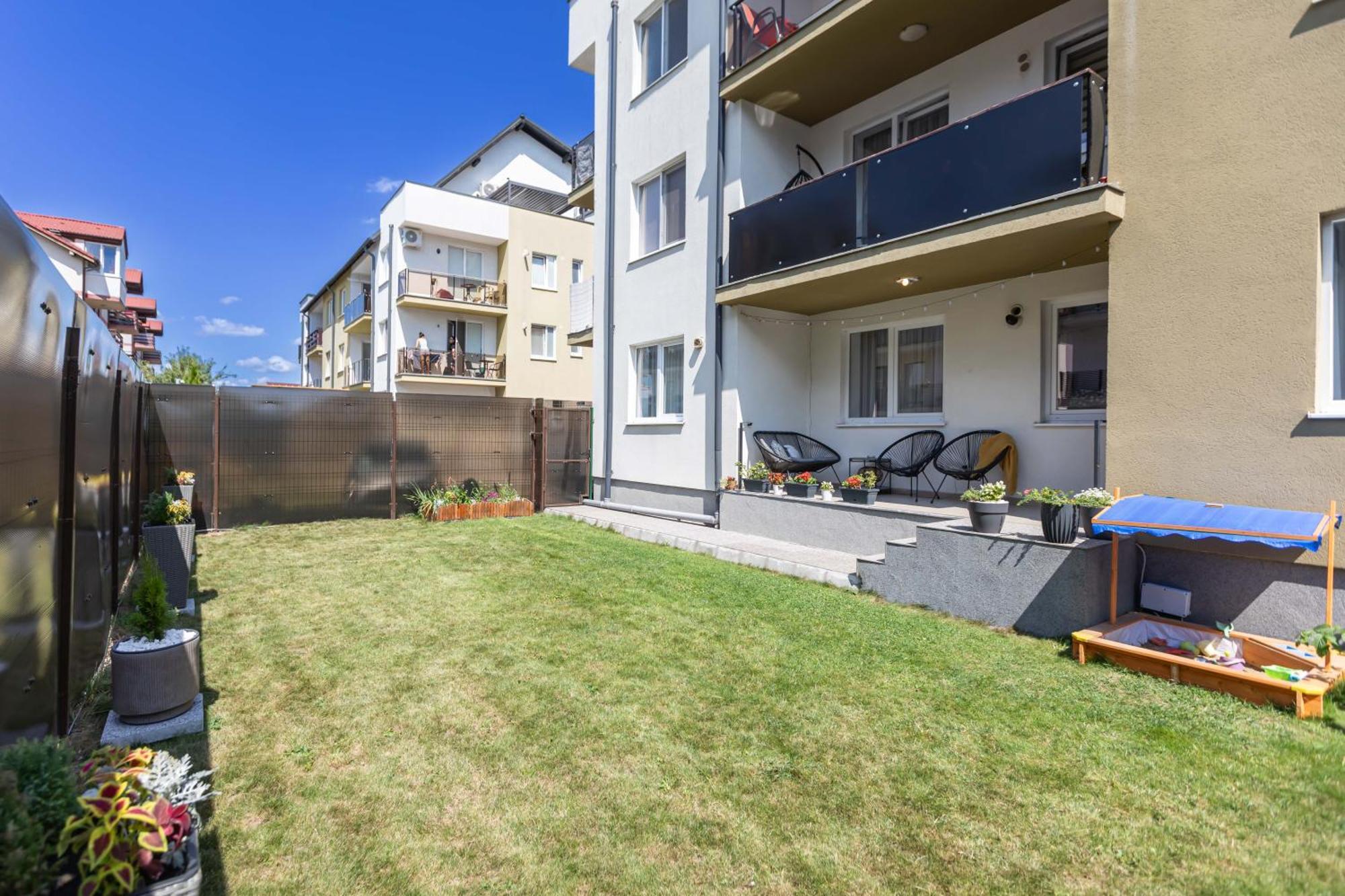 Montana Garden Apartment Brașov Exterior foto