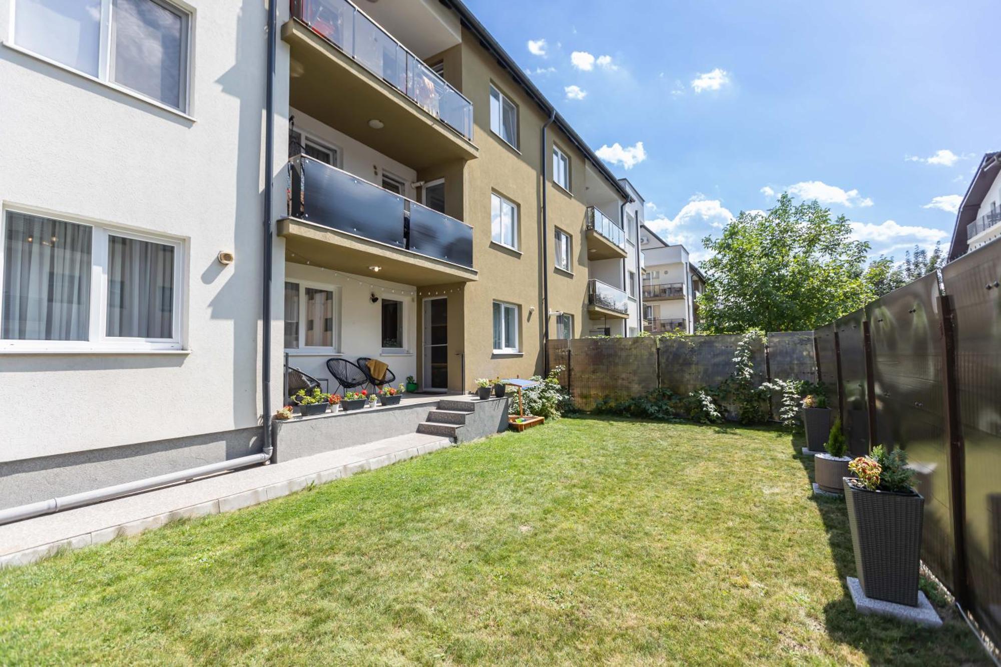 Montana Garden Apartment Brașov Exterior foto